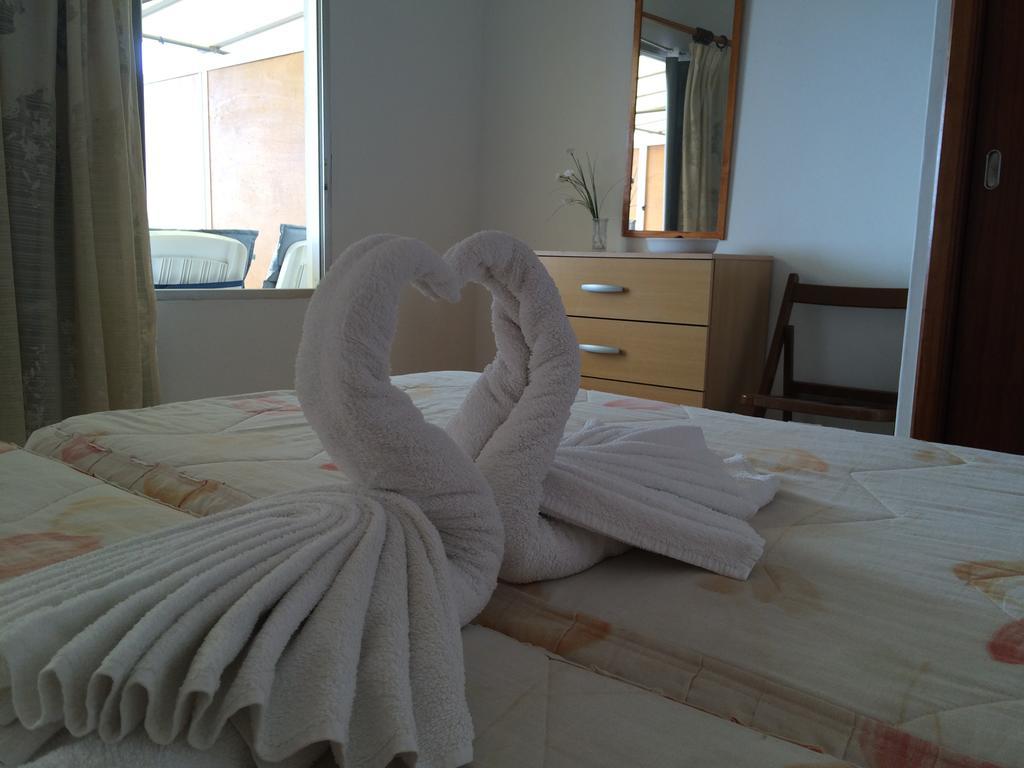 Apartamentos Dominguez Calera Ruang foto