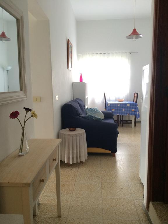 Apartamentos Dominguez Calera Ruang foto