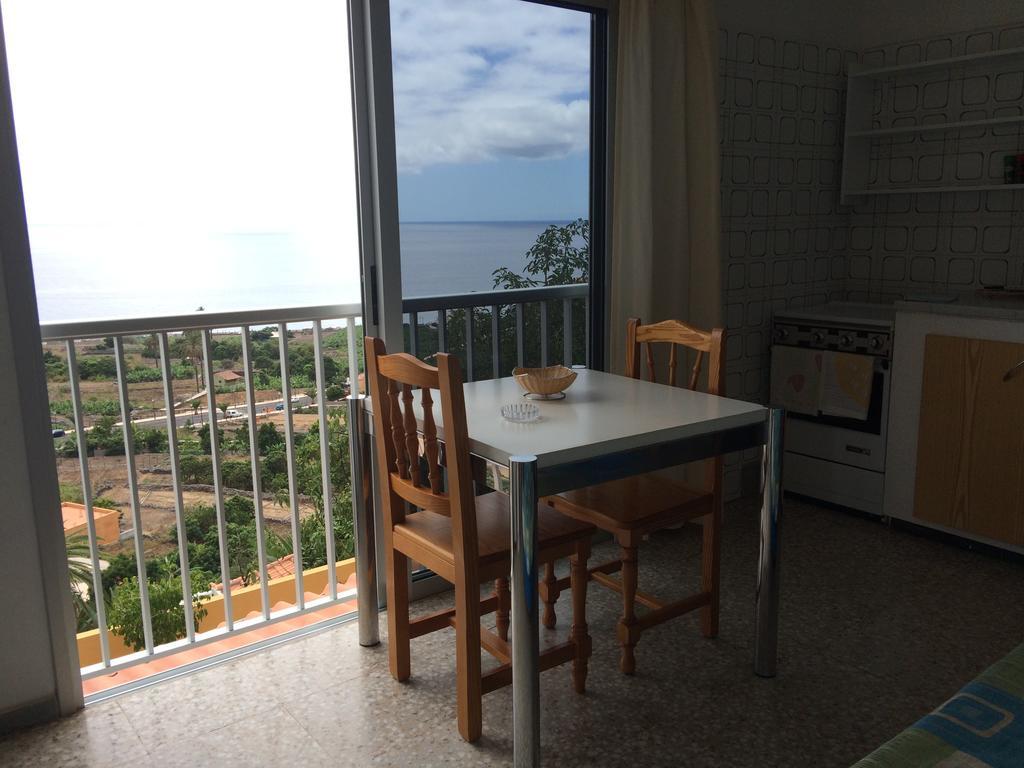 Apartamentos Dominguez Calera Ruang foto